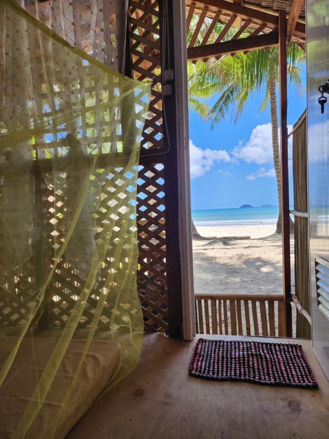 Bice Camp Bucana Beach El Nido Exterior photo